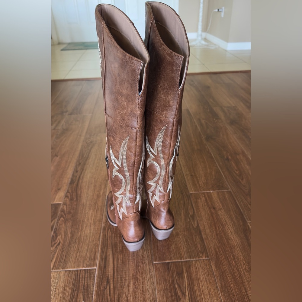 Brown Embroidered Knee-High Western Boots for Women - Picture 2 of 6